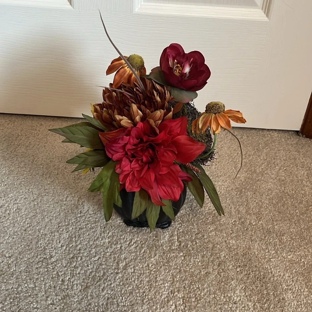 Faux Floral Arrangement in Black Vase